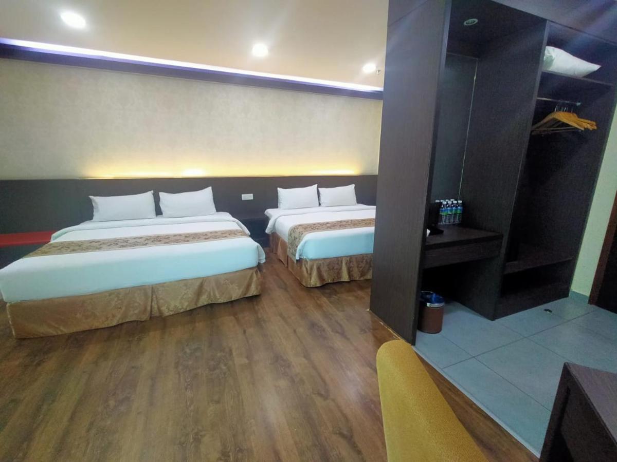 Midcity Hotel Melaka Екстериор снимка