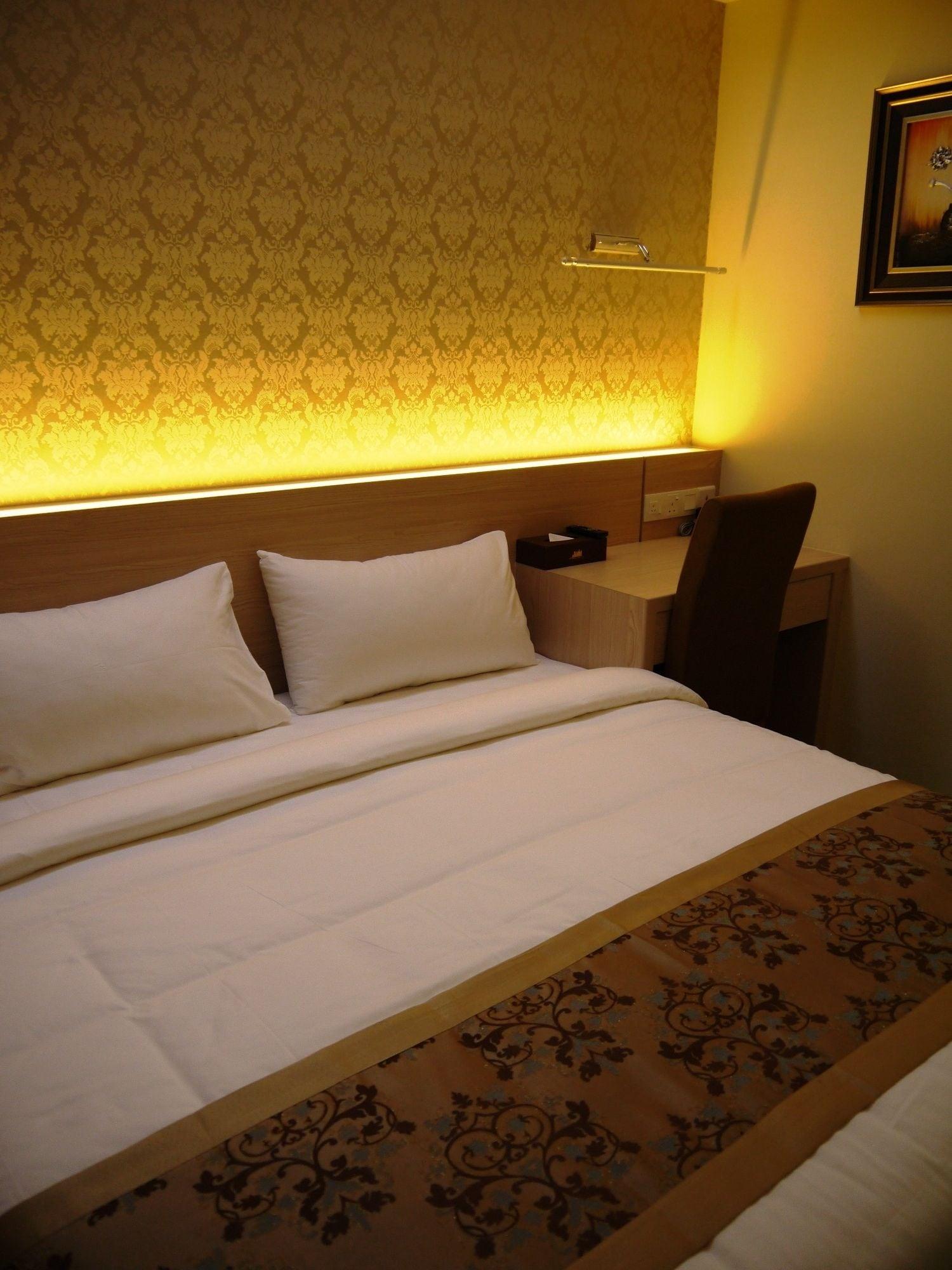 Midcity Hotel Melaka Екстериор снимка