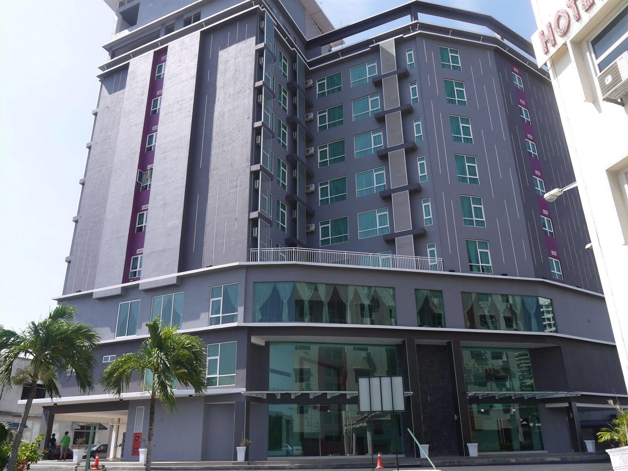 Midcity Hotel Melaka Екстериор снимка